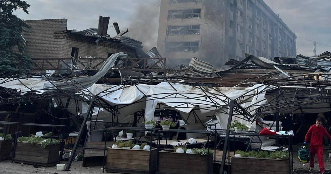 Atak rakietowy Rosjan na centrum Kramatorska. Są zabici i ranni
