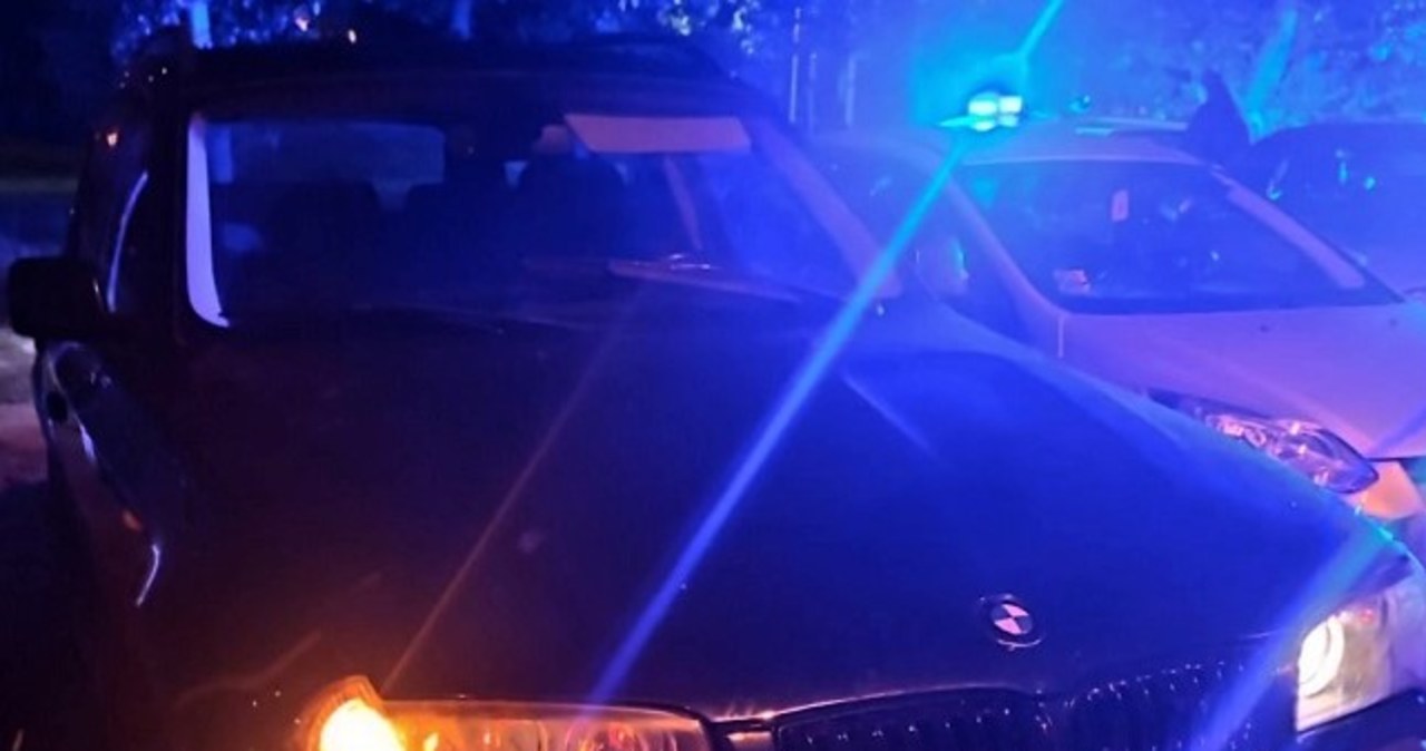 Pijany kierowca bmw uciekał przed policją kradzionym autem