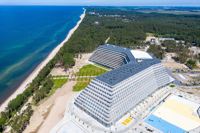 Zwrot akcji w sprawie hotelu w Pobierowie. Pracownicy Gołębiewskiego ujawniają