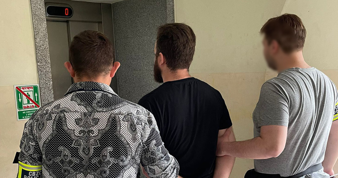 Przejmowali pieniądze z kont. Kluczowy członek gangu zatrzymany