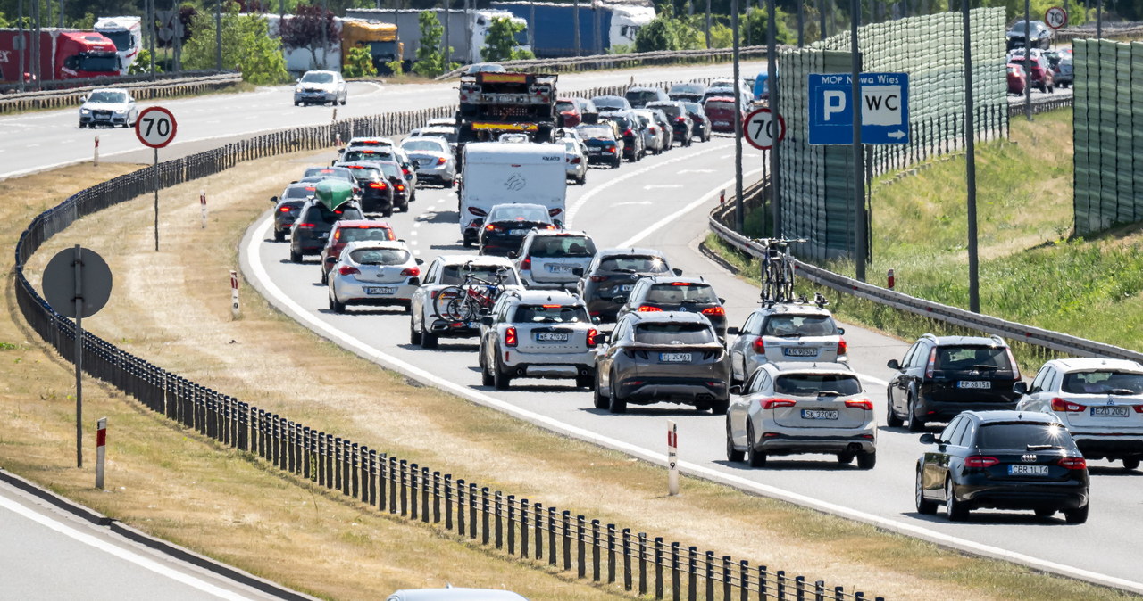 Otwarte bramki na pomorskiej A1 i policyjne kontrole prędkości