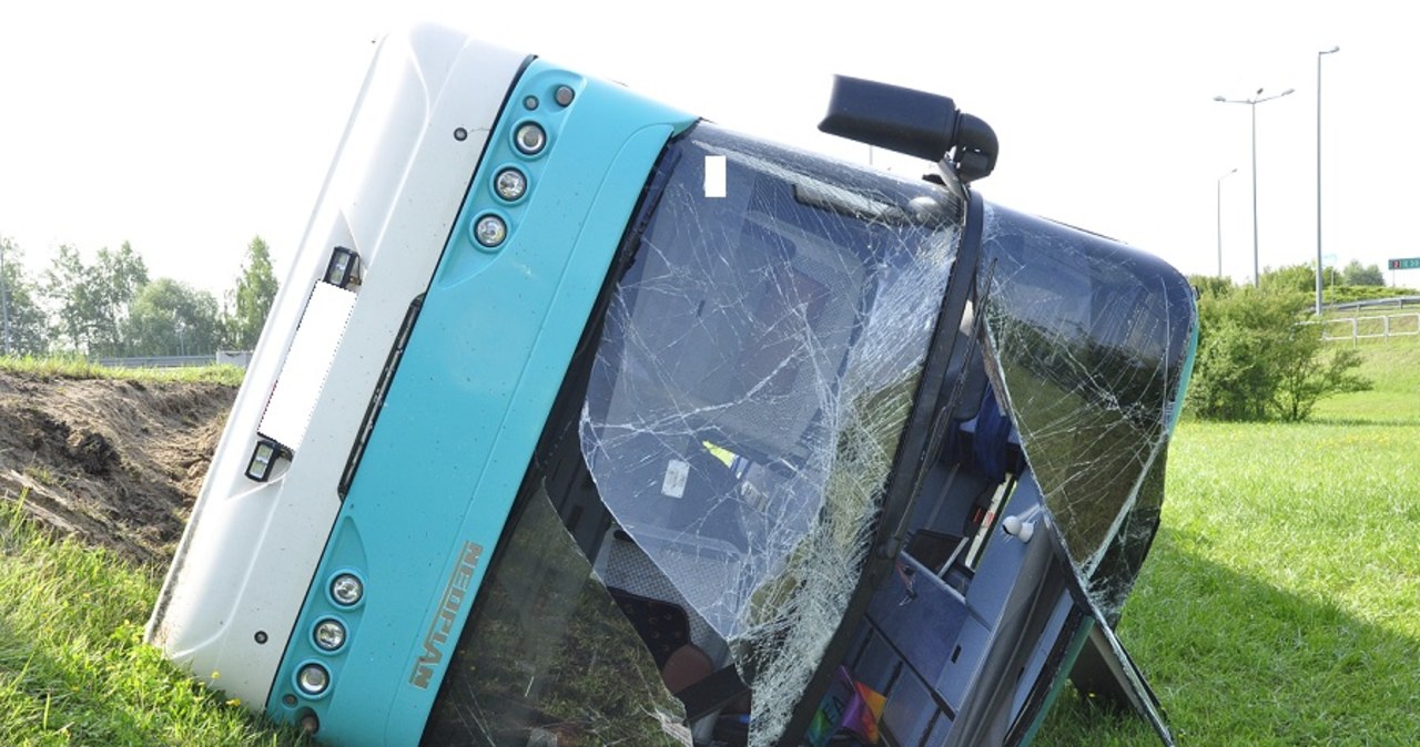 Wypadek autobusu w Terespolu. Zarzuty dla kierowcy z Białorusi