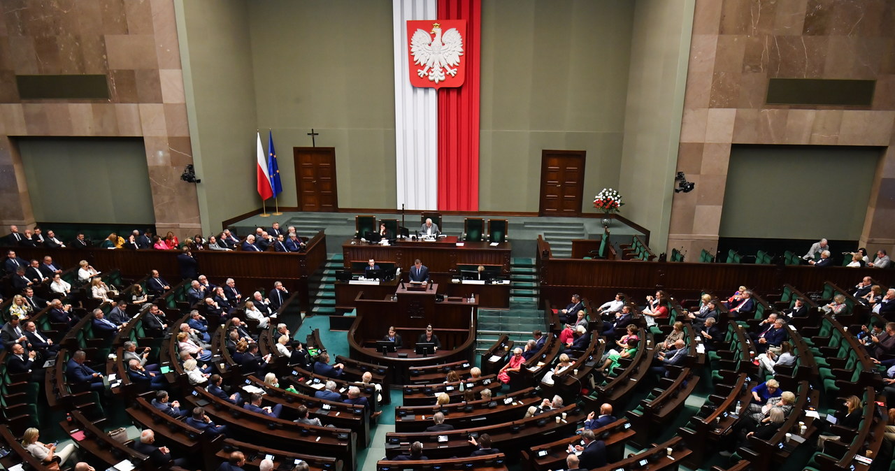 Nowy tydzień w polityce. Posiedzenia Sejmu i Senatu, szczyt NATO w Wilnie