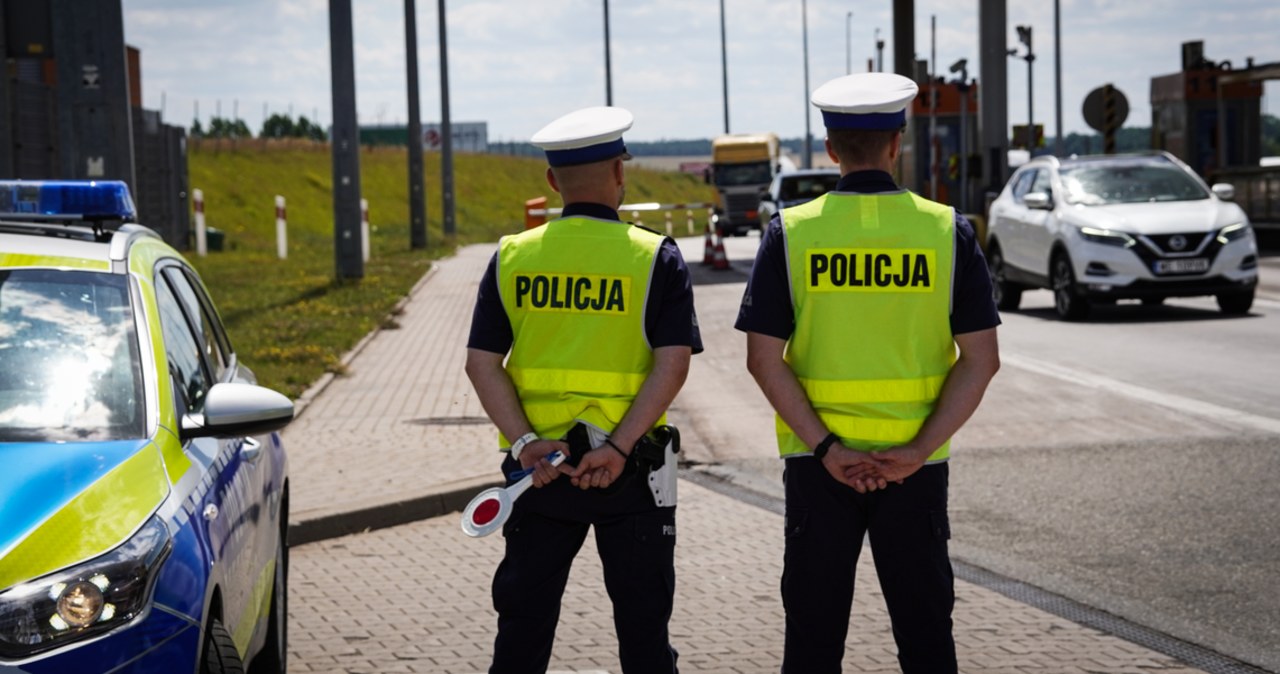 Jechali za szybko przez podniesione bramki, zostali ukarani