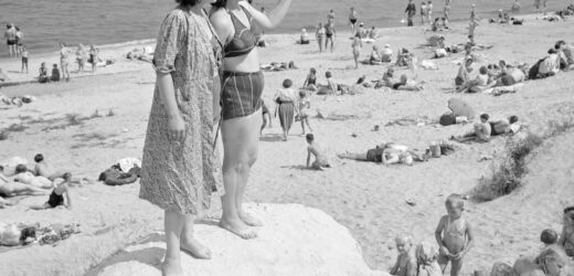 Quiz na plażę. Jak dobrze znasz wakacyjne przeboje z czasów PRL?