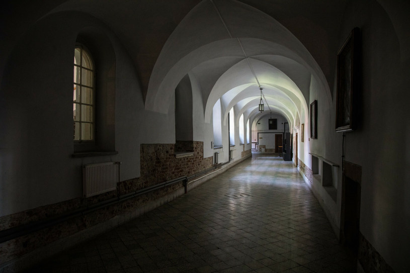Zamiast all inclusive w Chorwacji, wakacje w klasztorze. Idealny przepis na święty spokój?