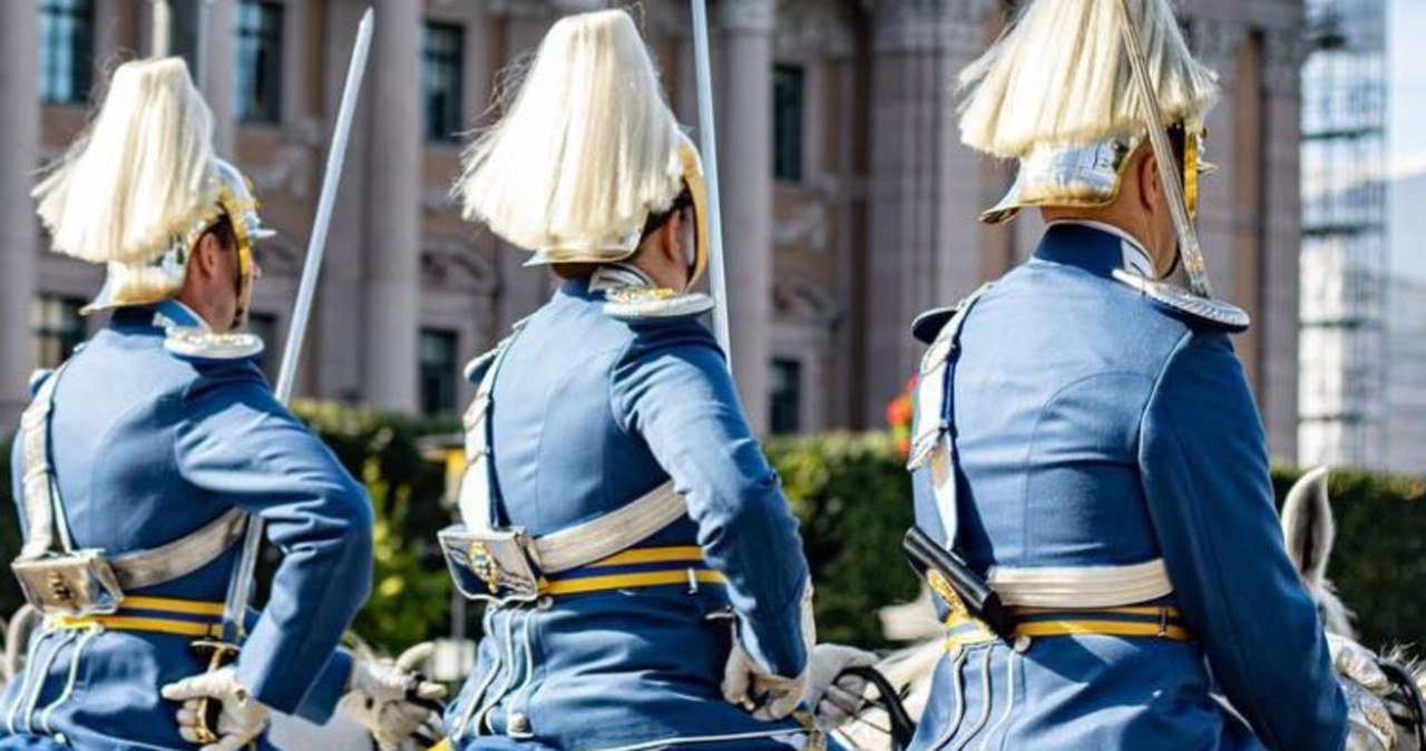 Szwedzka armia kupuje… szable