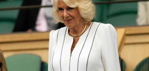 Królowa Camilla postawiła na klasykę i wygrała. Tym razem obyło się bez wpadki