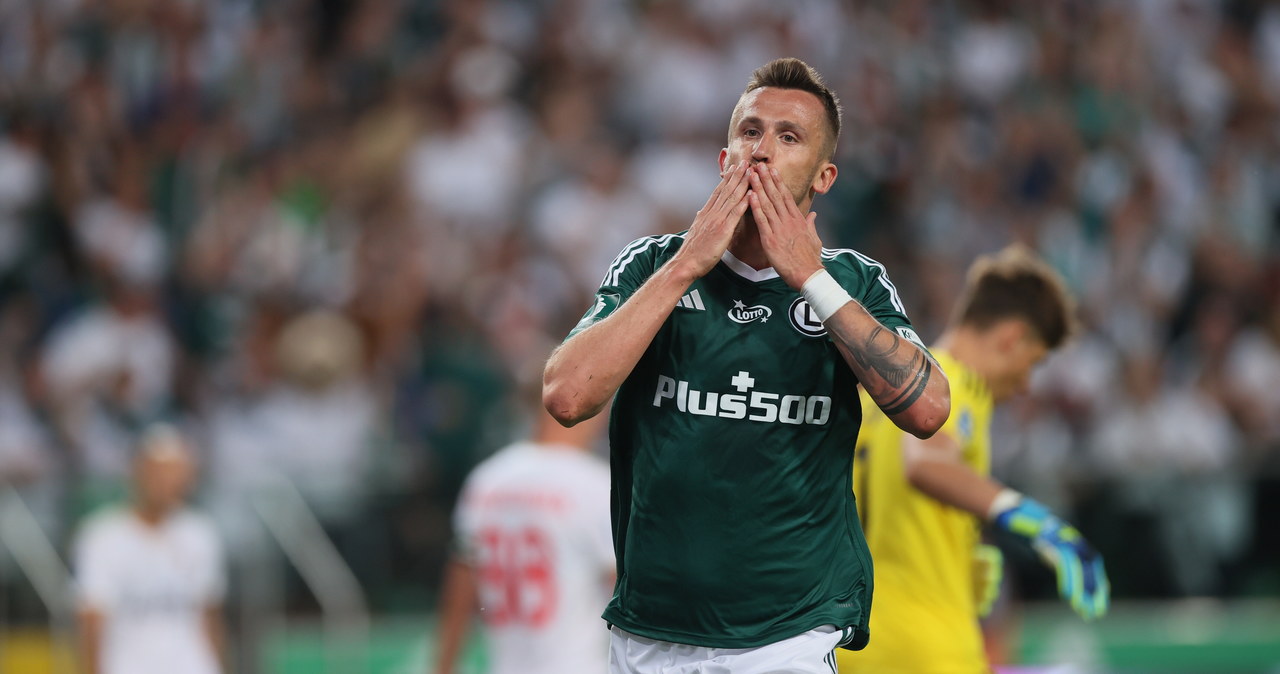 Legia nie dała szans beniaminkowi. Hat-trick Pekharta