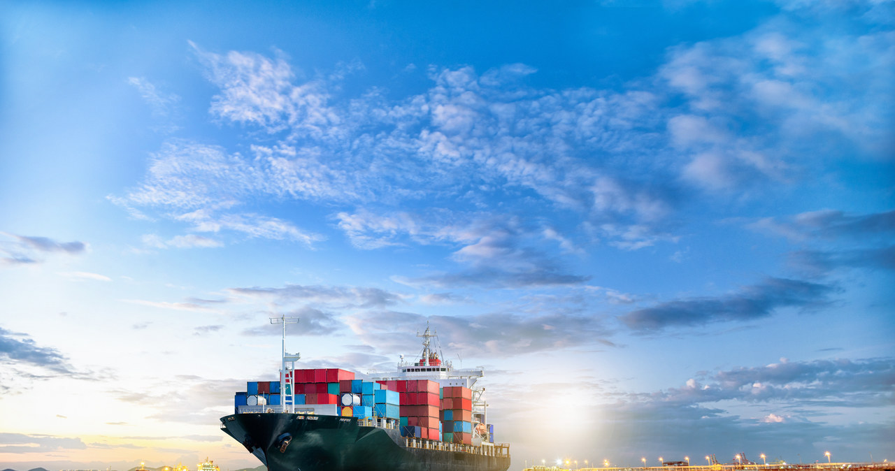 Rosyjski statek blisko Portugalii. Lizbona sprawdza jego trasę