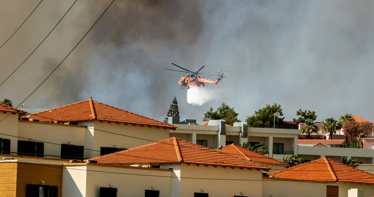 Pożar na Rodos gwałtownie zmienił kierunek. Sytuacja jest bardzo trudna