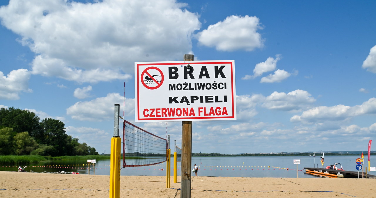 Szczecin: Zakaz kąpieli na kąpielisku w Dąbiu
