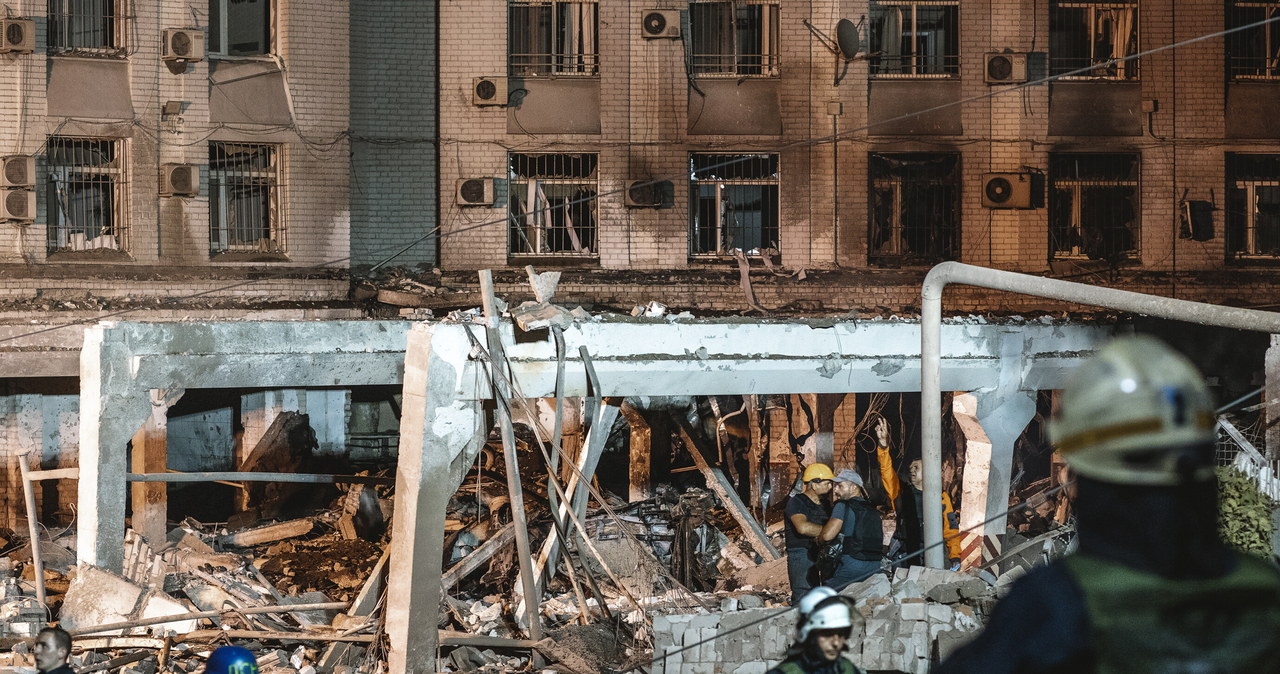 Rosjanie uderzyli w Charków rakietami S-300 [RELACJA]