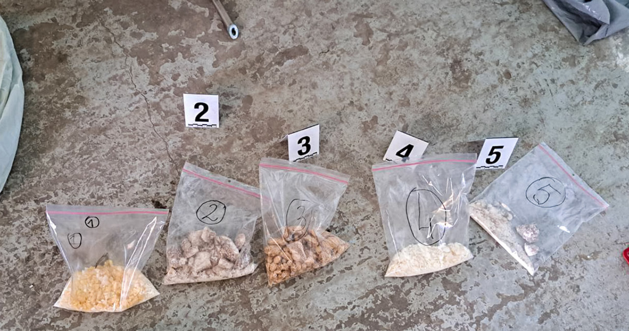 Na zapleczu piekarni produkowali narkotyki. Cztery osoby zatrzymane