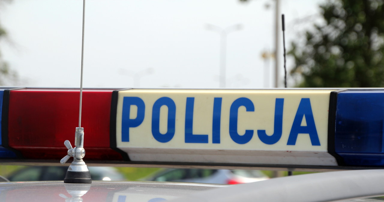 59-latek rzucił w sąsiada widłami i groził mu pozbawieniem życia
