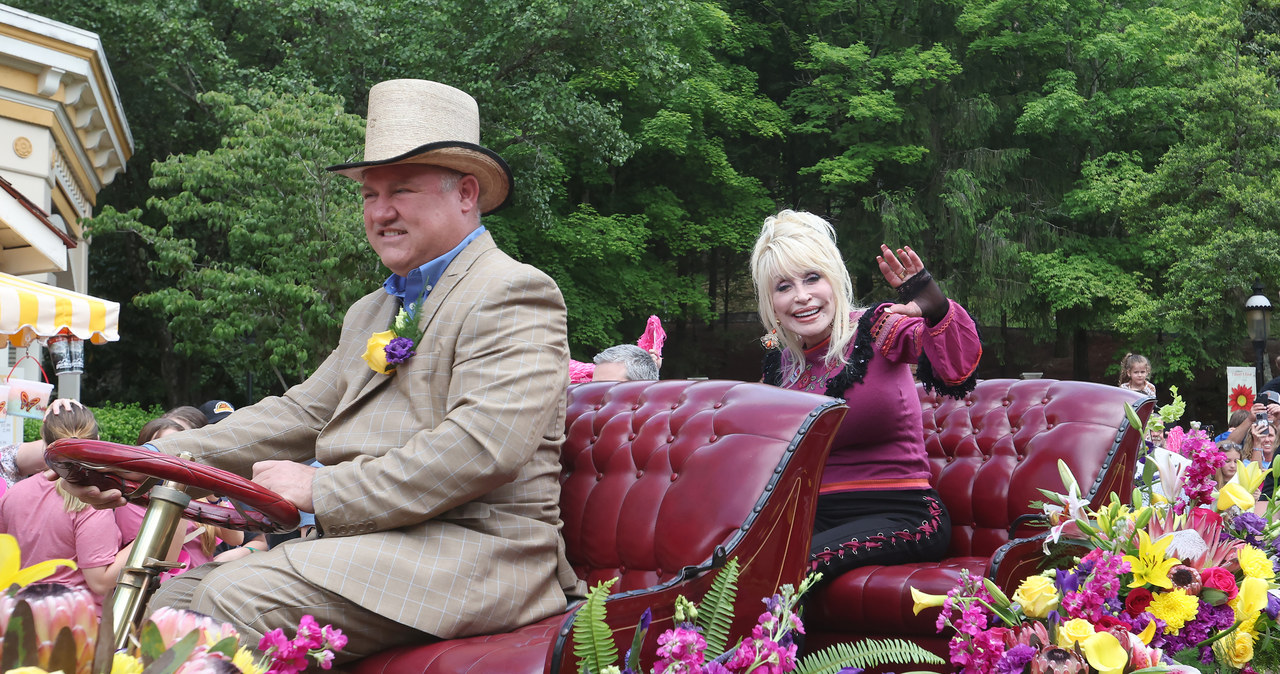 50 lat „I will always love you” w Dollywood