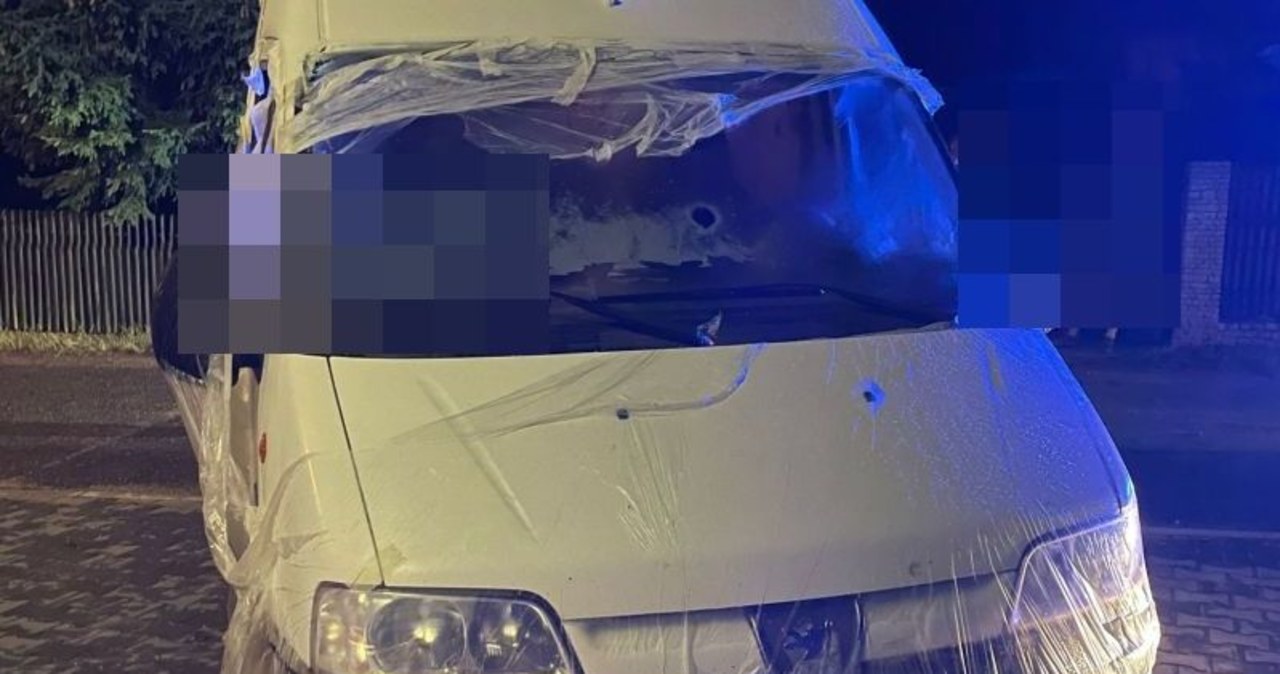 ​Pijane 16-latki zabrały busa rodziców. Rozbiły się na płocie i uciekły