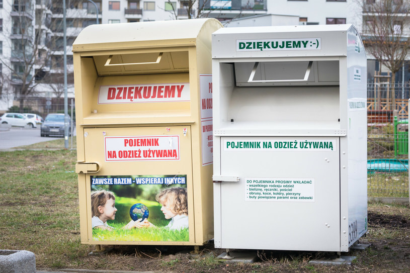 Wyrzucasz ubrania do kontenerów? Oto co tak naprawdę się z nimi dzieje
