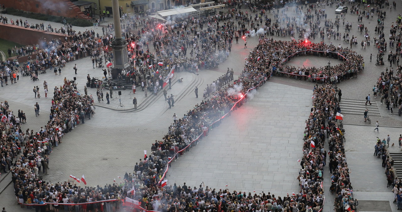 W godzinę „W” zawyły syreny. 79 lat temu wybuchło Powstanie Warszawskie