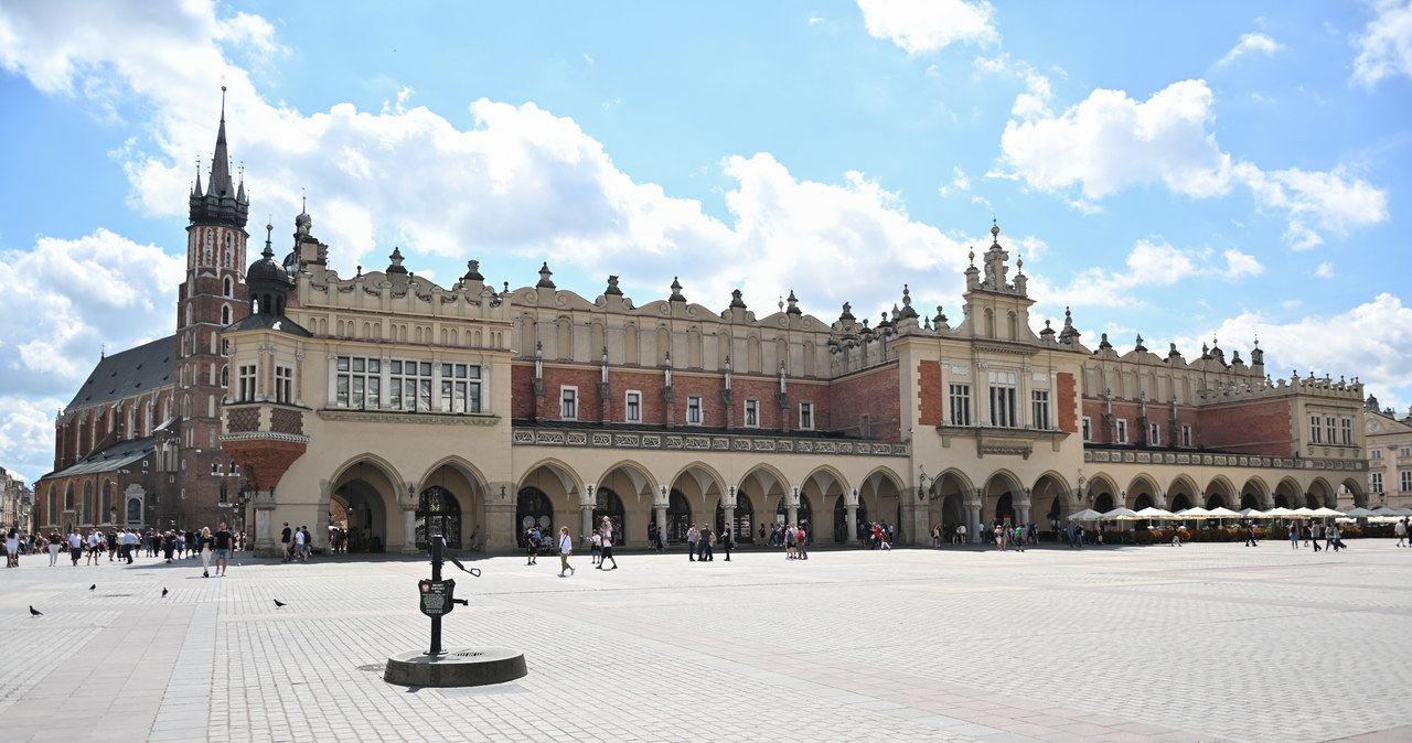 ​Święto krakowskich Sukiennic. Poznaj najstarsze centrum handlowe w Polsce