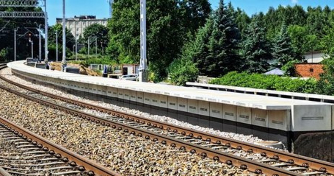Trwa budowa nowego przystanku kolejowego Pabianice Północne