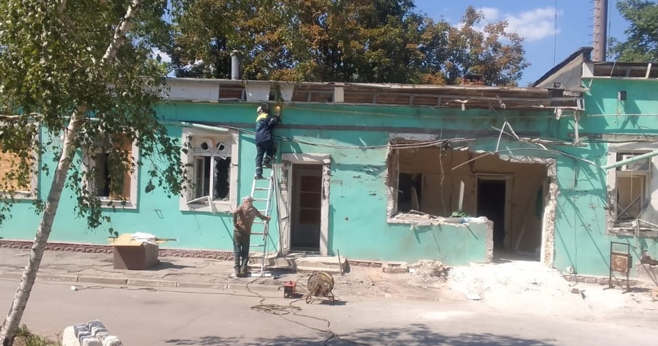 Pocisk uderzył w kostnicę. Szpital w Chersoniu znów zaatakowany