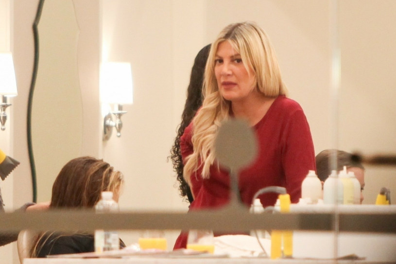 Tori Spelling w poważnych kłopotach. Gwiazda „Beverly Hills, 90210” nie ma za co żyć?