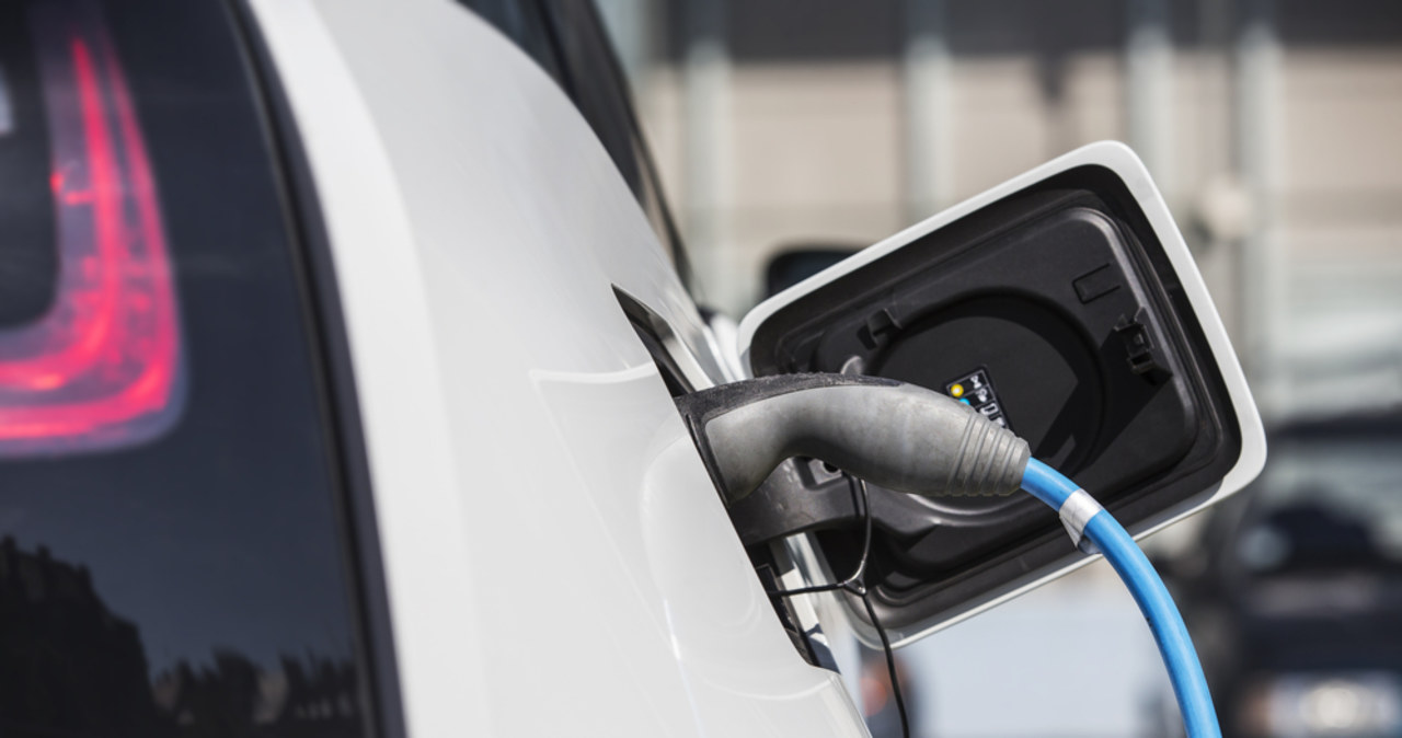 Będą nowe stacje ładowania samochodów elektrycznych. Oto lokalizacje