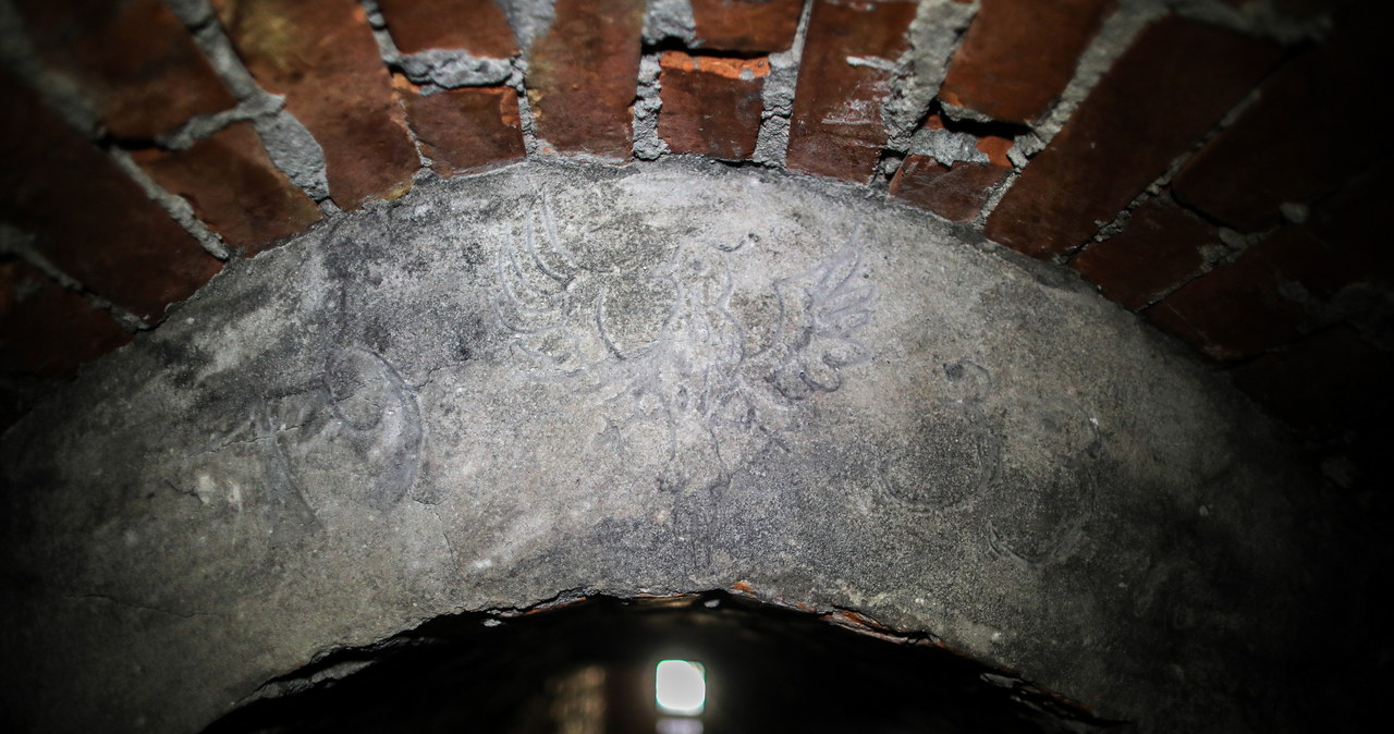 45-metrowy tajemniczy tunel odkryty pod ruinami Pałacu Saskiego