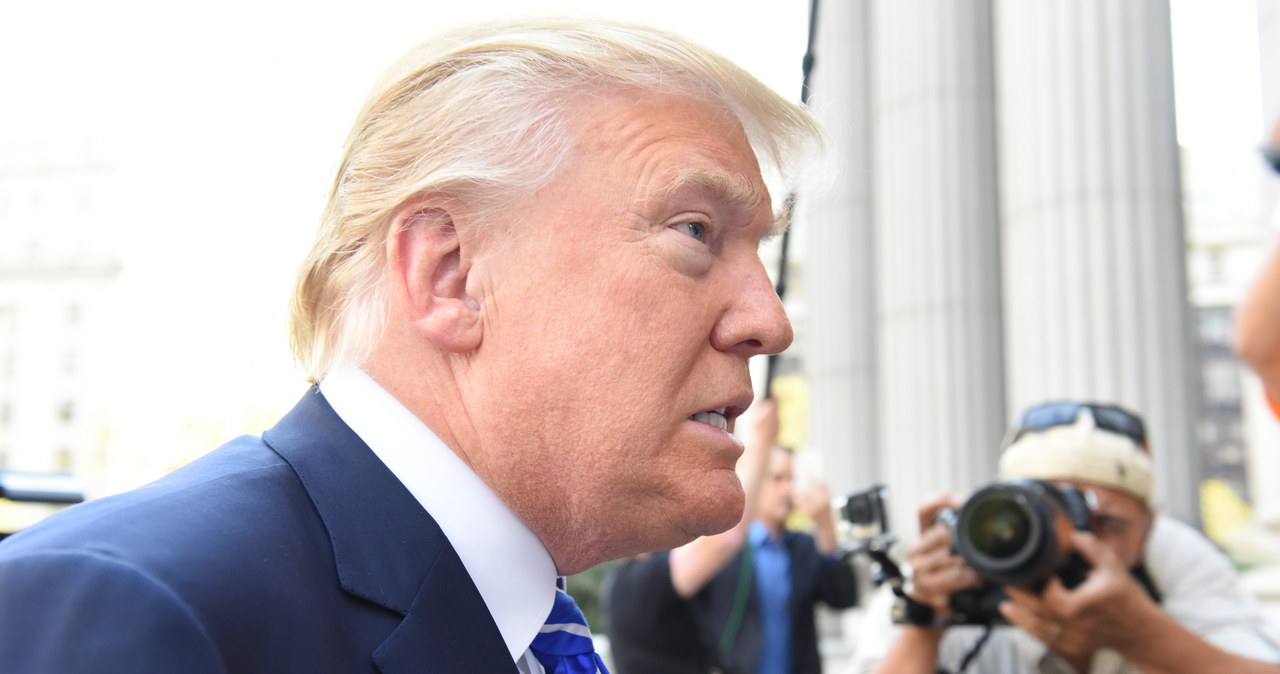 Na stronie sądu na moment pojawił się z dokument z nowymi zarzutami wobec Trumpa
