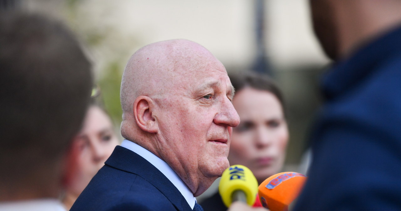 Głosowanie w wyborach i brak udziału w referendum? Stanowisko PKW