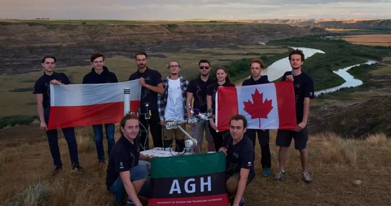 Sukces studentów AGH na zawodach robotycznych w Kanadzie
