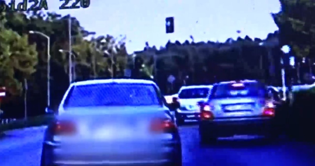 Policyjny pościg za kierowcą bmw. Na pokładzie niemowlę