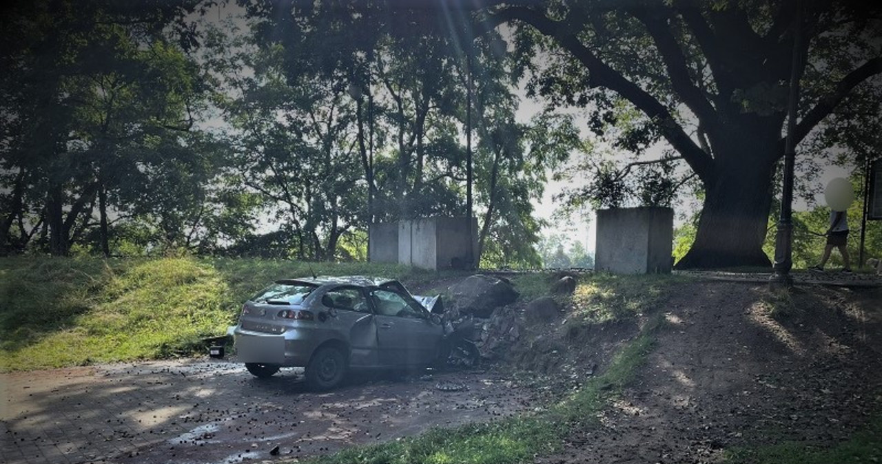 Tragedia w Legnicy. Nie żyje 63-letni kierowca