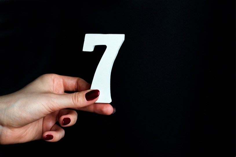 Od tych ludzi można czerpać głęboką mądrość. Jakie są numerologiczne 7?