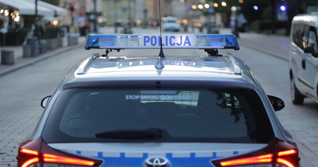 Ewakuacja bloku w Warszawie. Policja znalazła materiały wybuchowe
