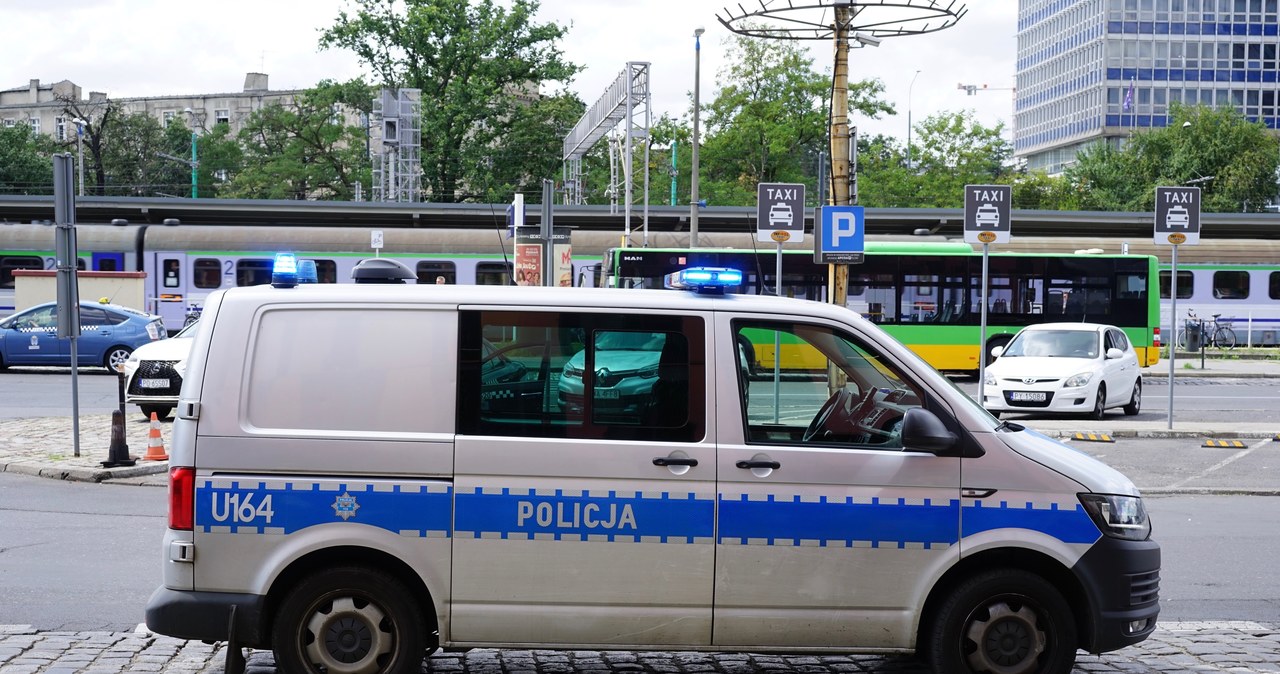 W ramach ćwiczeń ewakuowano pasażerów z poznańskich dworców