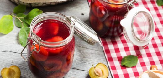 Przepis na najlepszy kompot ze śliwek. Zimą będzie na wagę złota