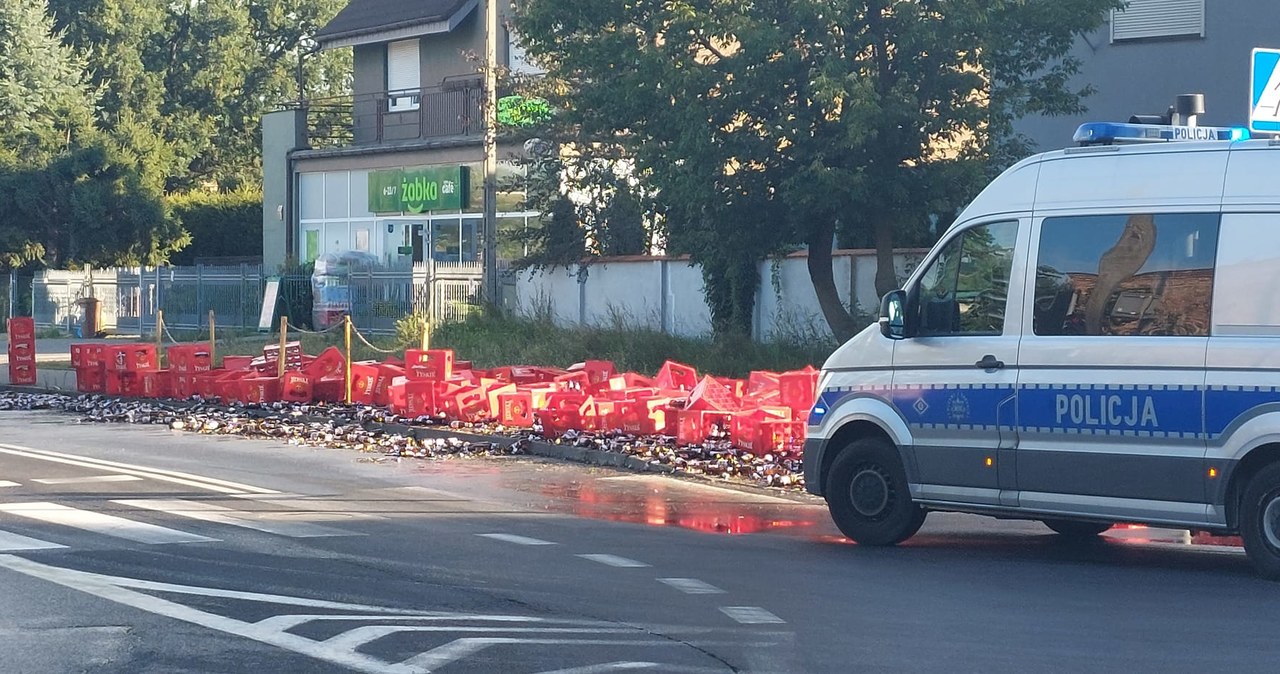 Piwo wylało się na ul. Browarnej w Poznaniu. Kierowca z wysokim mandatem