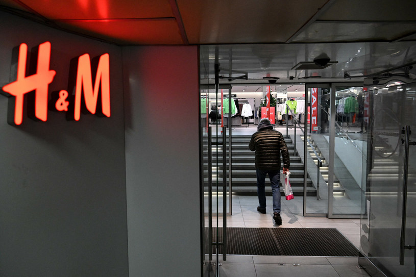 H&M zamyka sklepy stacjonarne w Polsce. Szwedzkiemu gigantowi grozi bankructwo?