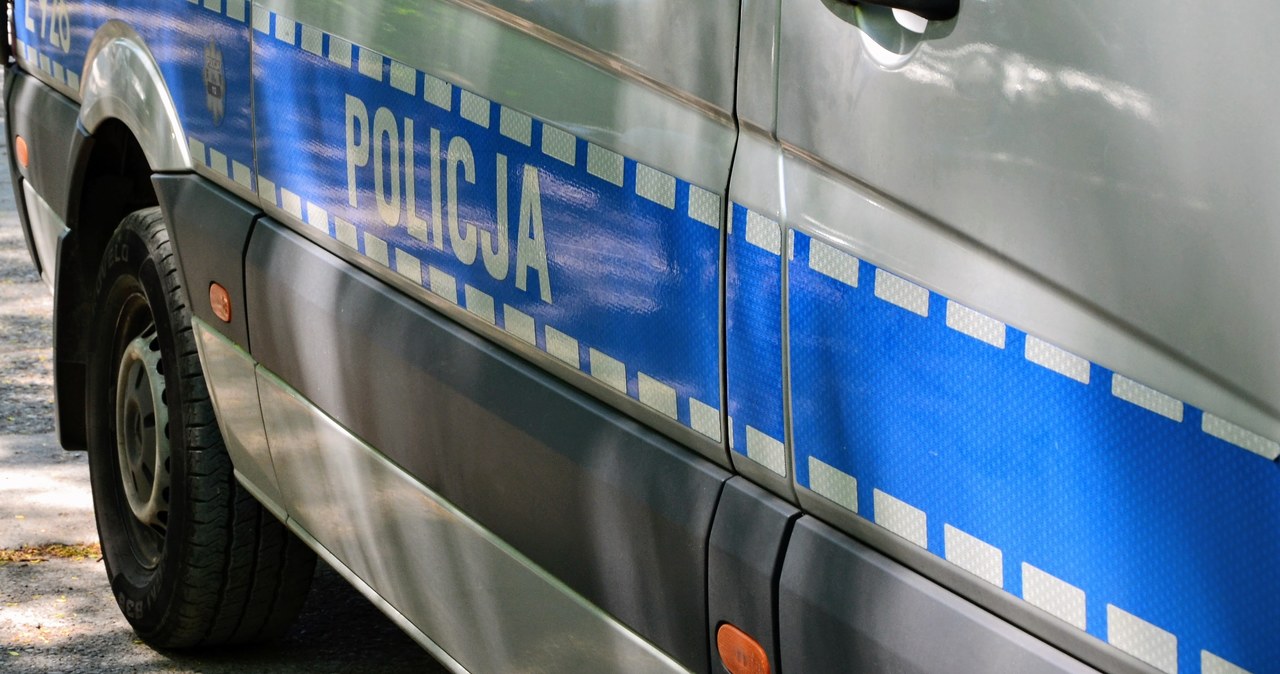 Kłótnia braci. Jeden próbował zrzucić drugiego z balkonu