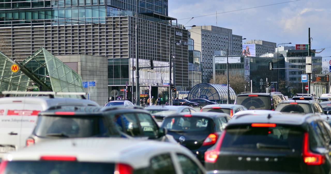 ​Społecznik o opłatach za wjazd do centrów miast: Indywidualna motoryzacja to ślepa uliczka rozwoju