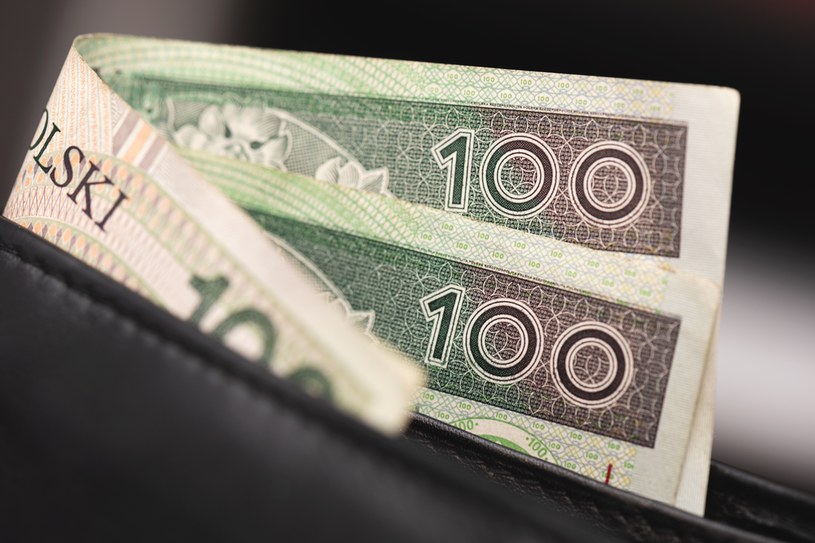 500 plus dla seniora wzrośnie w przyszłym roku. Kto może dostać świadczenie?