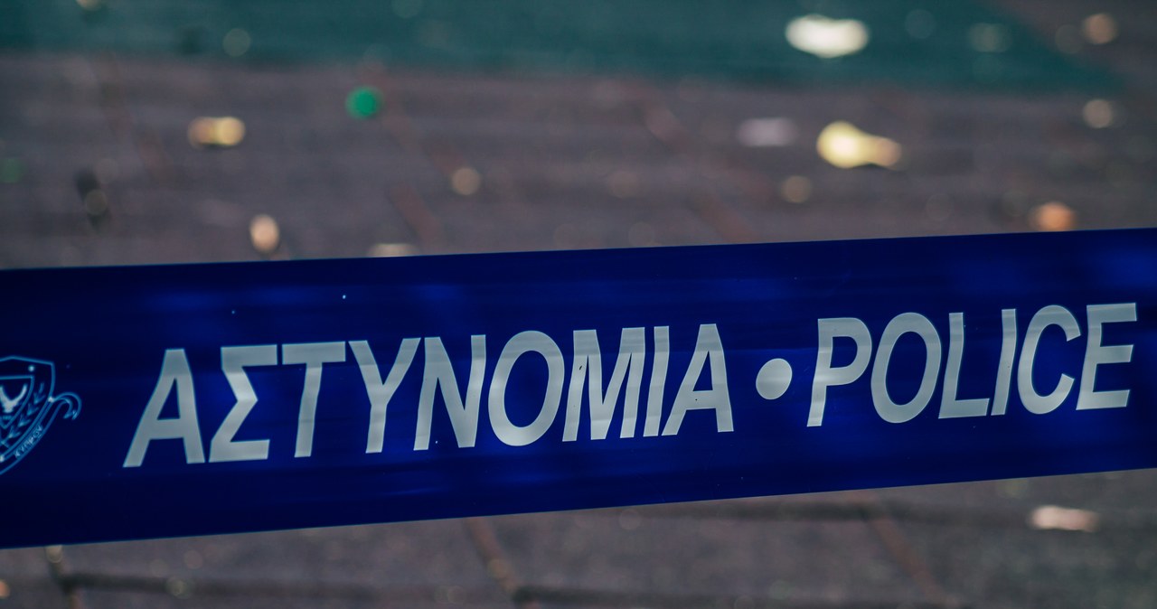 Antyimigranckie rozruchy w Limassolu. Tłum niszczył witryny i podpalał auta