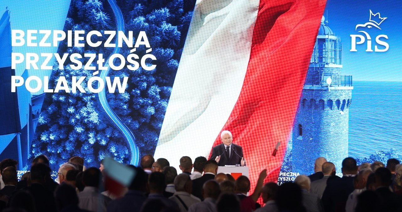Emerytury stażowe. Kaczyński przedstawił kolejny punkt programu PiS