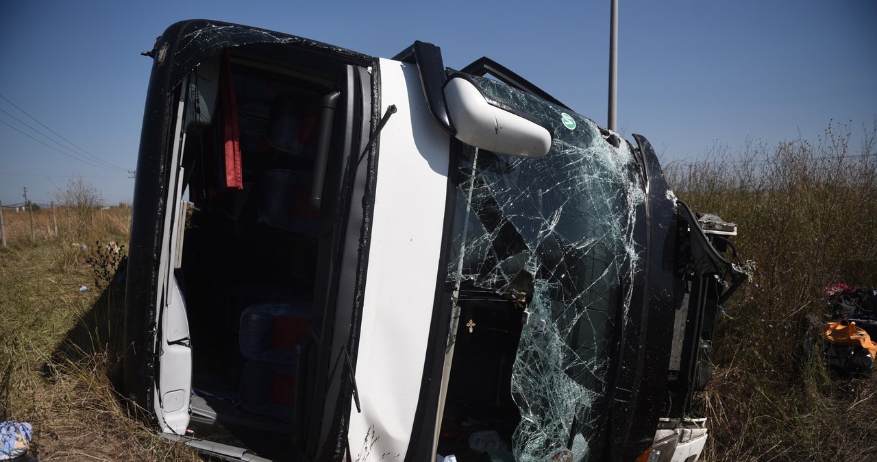 Zderzenie autokaru z osobówką w Grecji. Są ofiary