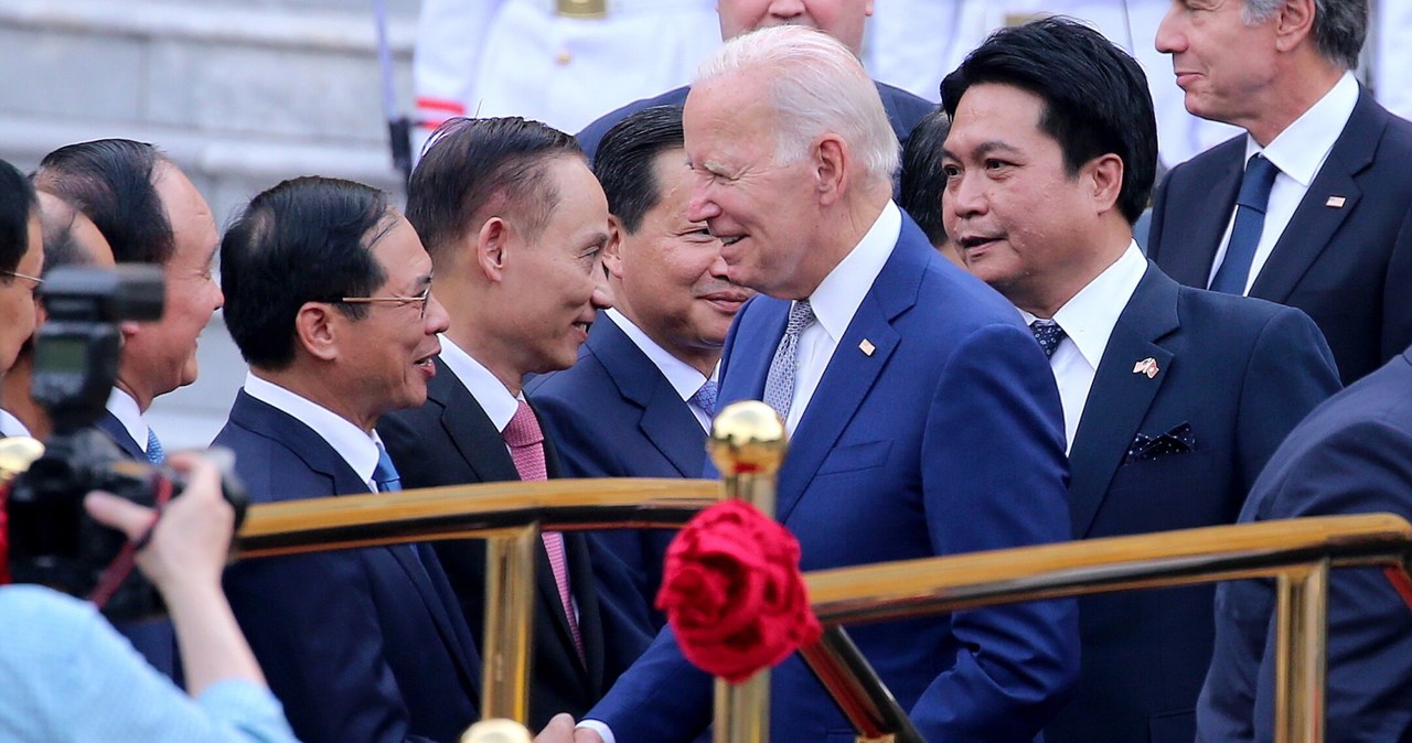 Joe Biden w Wietnamie. Ostrzeżenie dla Chin