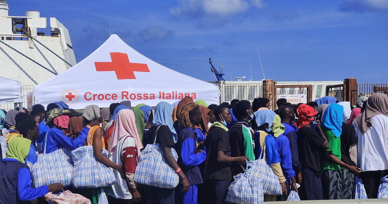 Lampedusa ogłosiła stan wyjątkowy. Tysiące imigrantów na wyspie