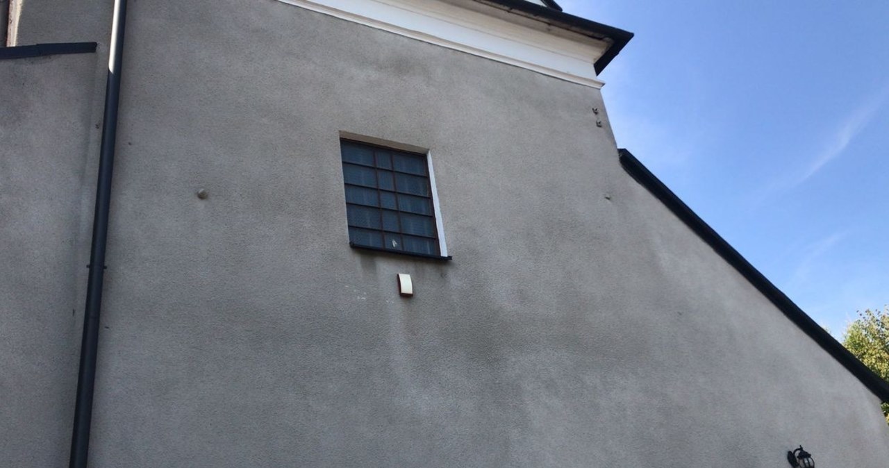 ​Niewybuchy w murach kościoła. Były tam od czasów II wojny światowej