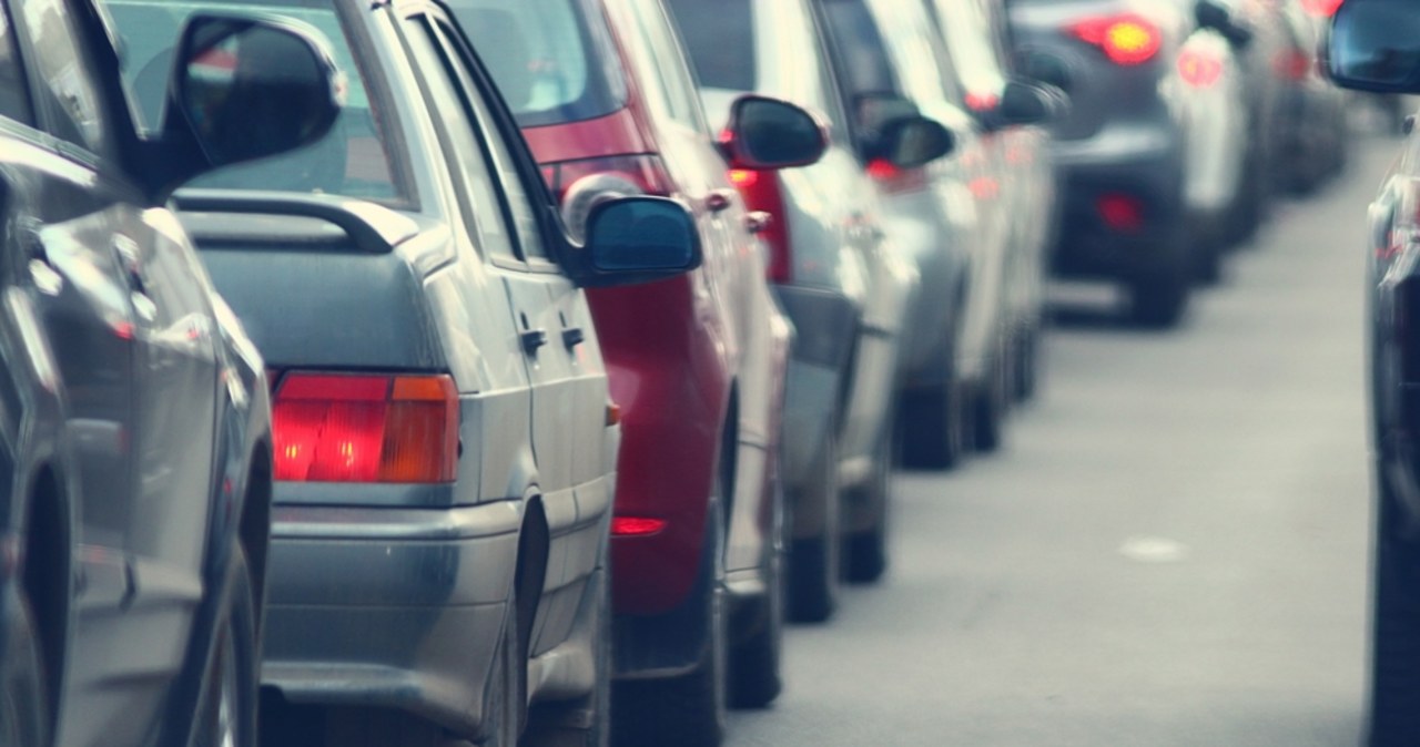 Gigantyczny korek na A4. Powodem duże natężenie ruchu